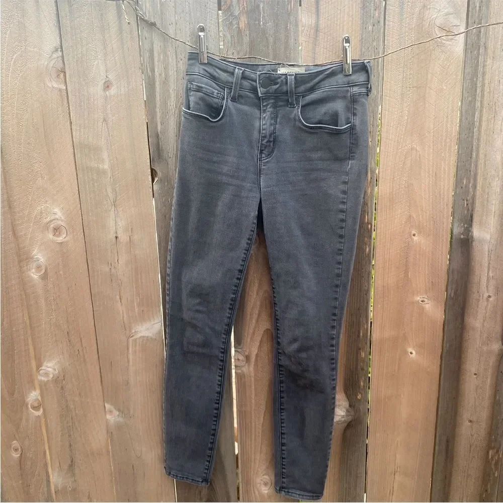 L’Agance gray skinny Jeans size 24